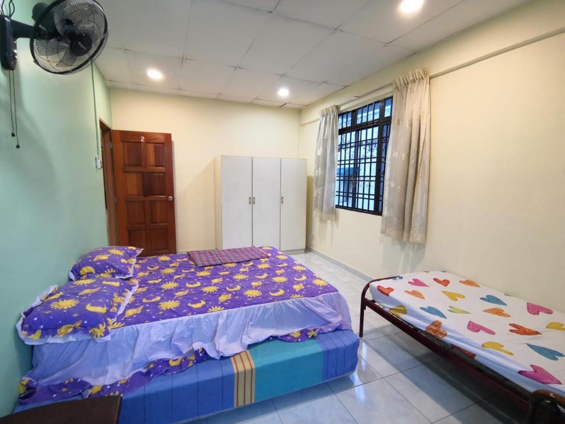 Cosy Homestay Ulu Tiram Eksteriør billede